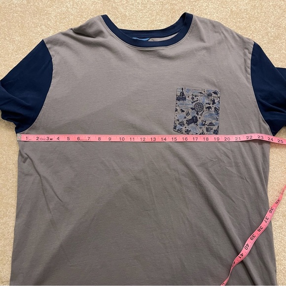 Disney Parks Shirt Adult Extra Large Gray Blue Pocket Graphics Crew Neck Mens - Picture 6 of 10